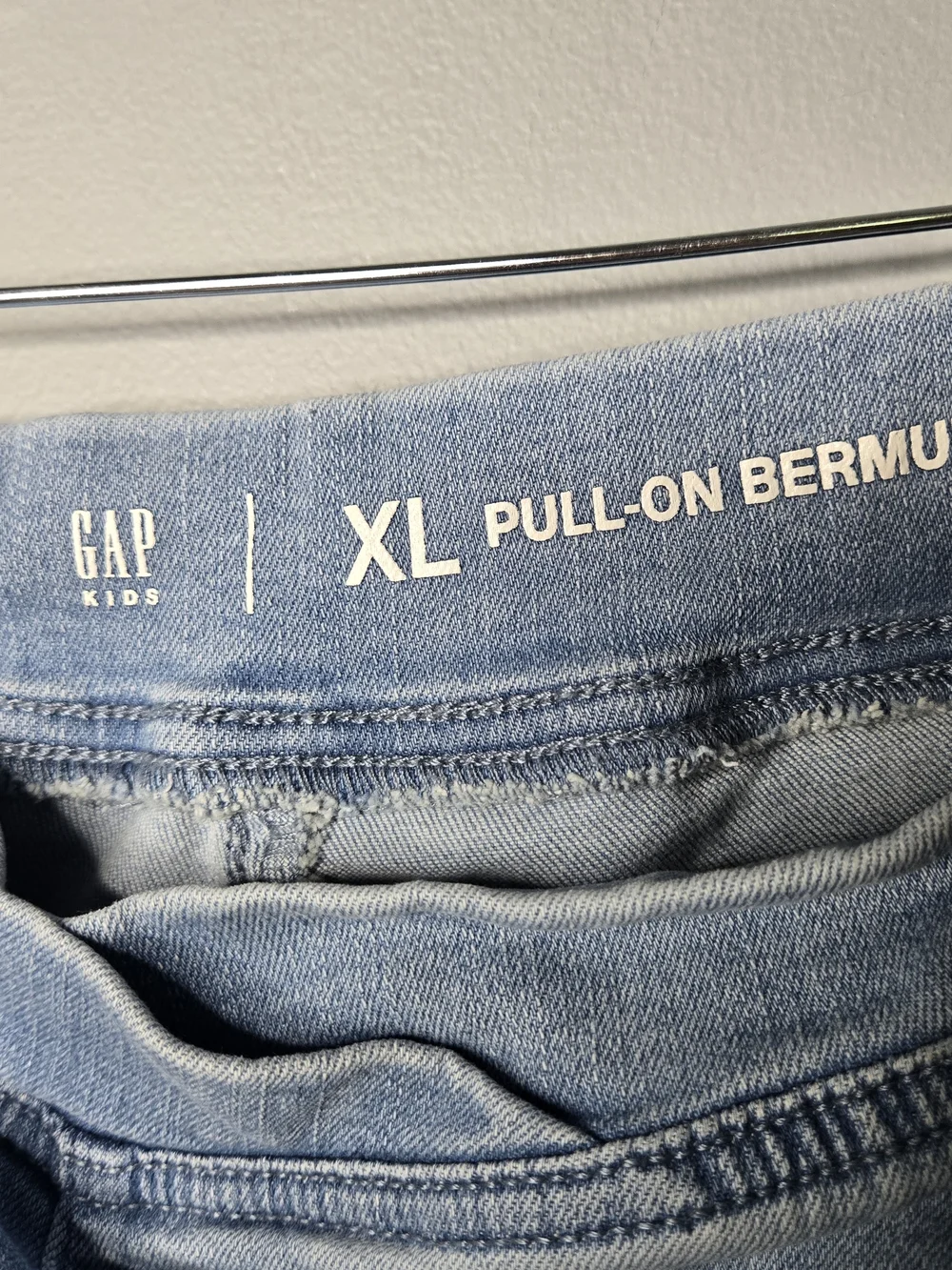 Gap Kids XL 12-13 Pull-On Bermuda Denim Shorts Light Wash Stretch